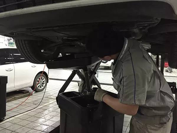 高尔夫7r-line值得买吗,高尔夫7r-line有什么不一样