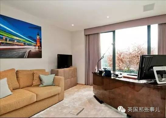 陪他们嗨他们就给你豪宅免费住。今天伦敦这条画风清奇的招租，我不敢去-。-！