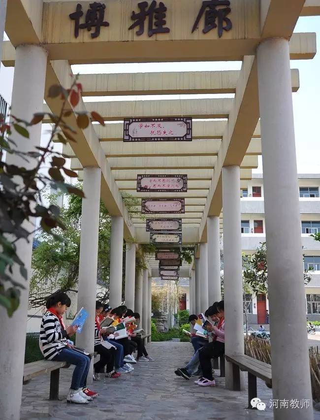 让师生更好更多的展示自己的才华,让学校变得更加美好可以做些什么