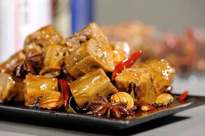 廖记棒棒鸡年销售额多少,廖记棒棒鸡一年能赚多少钱