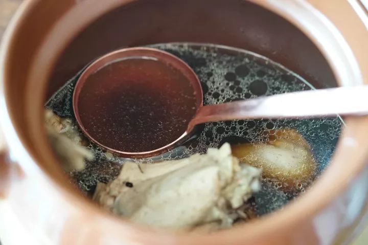 春天养肝喝什么汤好,春天吃乌鸡白凤丸养肝