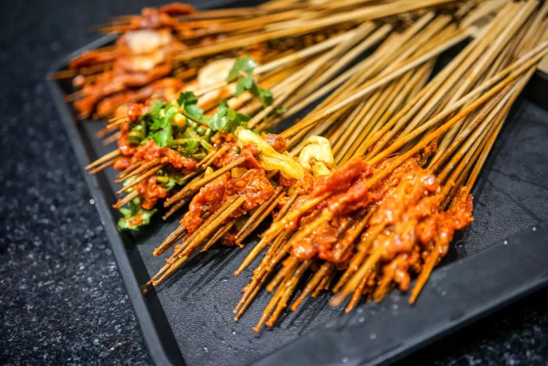 牛华八婆麻辣烫成都高新区,牛华八婆麻辣烫春熙路店