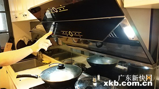 油烟机钢化玻璃炸裂伤人,美的抽油烟机玻璃爆裂的原因