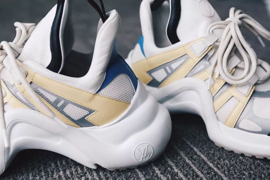 louisvuitton男士豆豆鞋,louisvuitton老爹鞋是男款还是女款