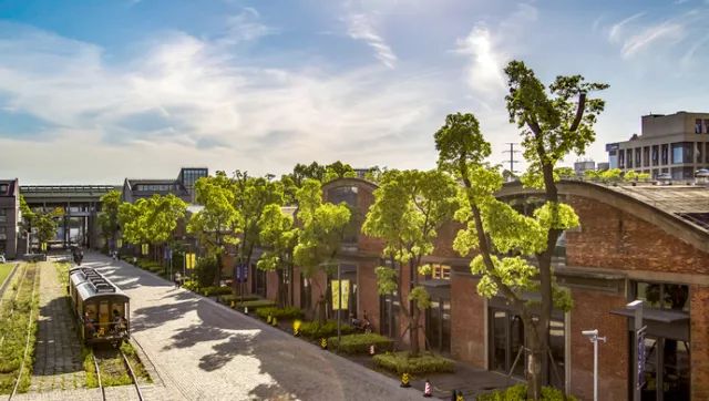 上海宝山乐翻天蹦床公园,蹦床主题公园宝山新杨湾