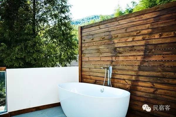 初夏,感受溪水的清凉,就去这几家溪畔民宿