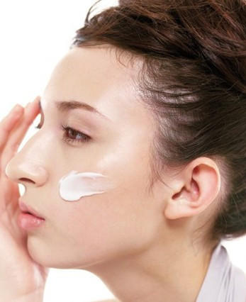 只需学会这几招,多年的色斑都消失了,只可惜没什么人会用