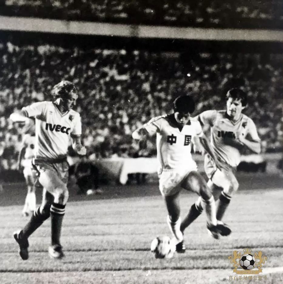 津门足坛双百颂孙建军,津门足坛双百颂书籍