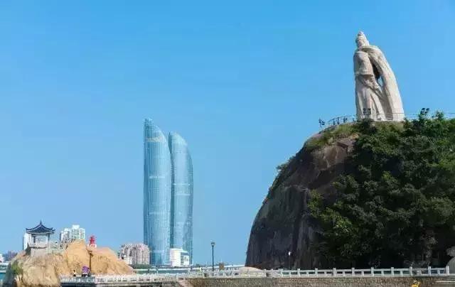 鼓浪屿红瓦绿树,走进厦门鼓浪屿视频