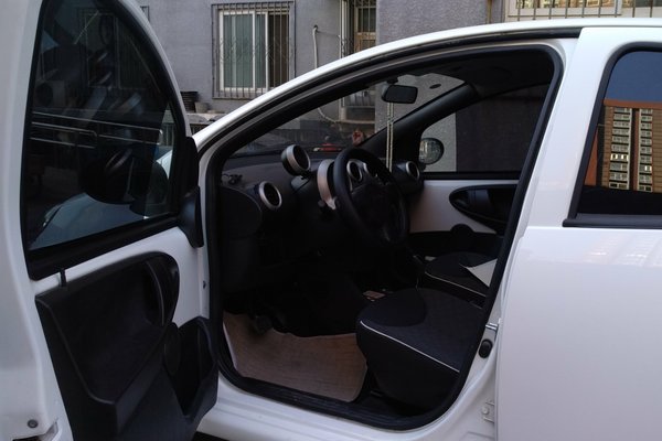 比亚迪f0手动挡最新款,10年比亚迪f0二手代步可以吗