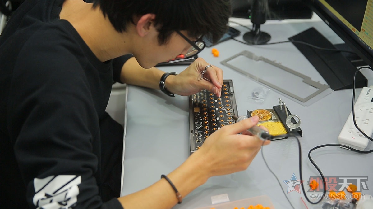 玩吃鸡适合什么样的机械键盘,新手适合玩吃鸡用什么键盘