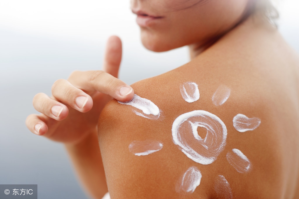 混干黄皮美白抗老精华,适合32岁混干性黄皮有斑的精华