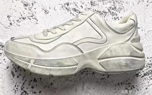 巴黎世家的复古球鞋,复古做旧球鞋推荐