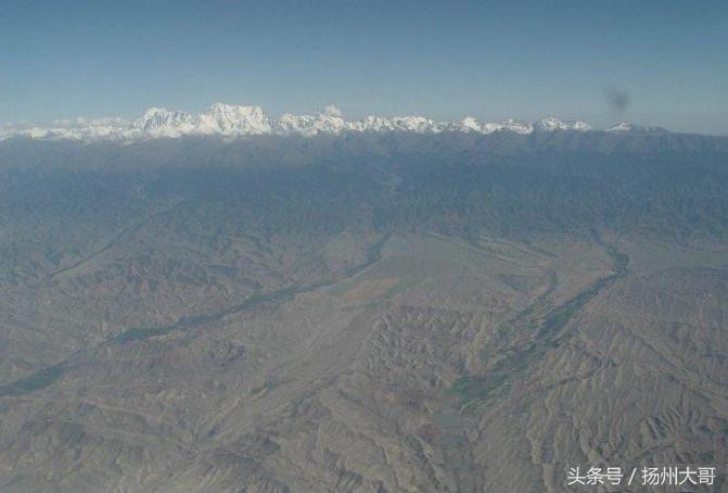 冬日乘飞机进*疆新**遇大雾,滞留银川机场一夜两天里遇到的有趣经历
