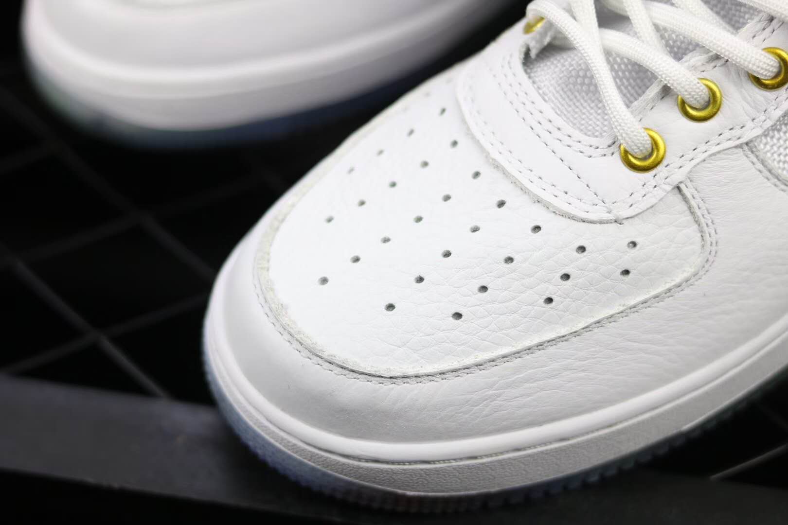 潮鞋nikeair,nikeairforce1龙年限定鞋后跟