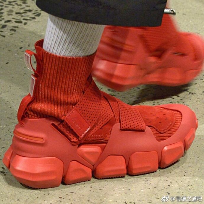 为了这双李宁重燃他被骗了好几千崛起不假乱象是真啊!