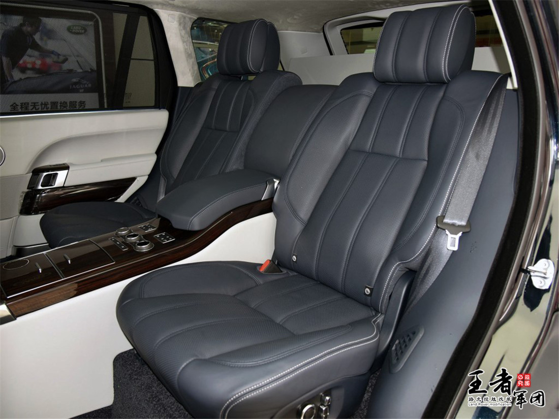 17年路虎揽胜尊崇创世四座,路虎揽胜尊崇创世加长落地价