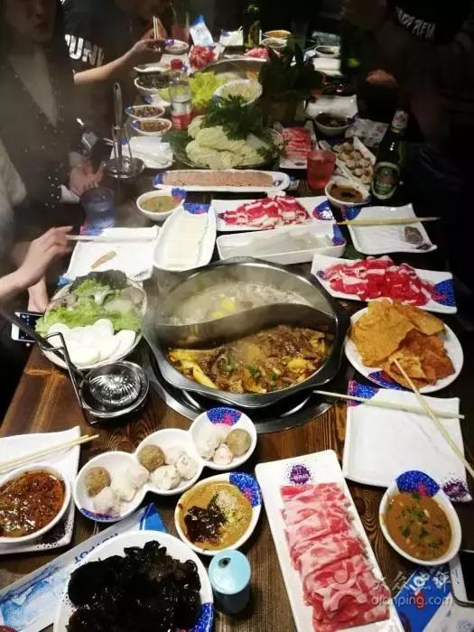 青岛哪里的川味火锅最正宗,青岛最正宗四川火锅