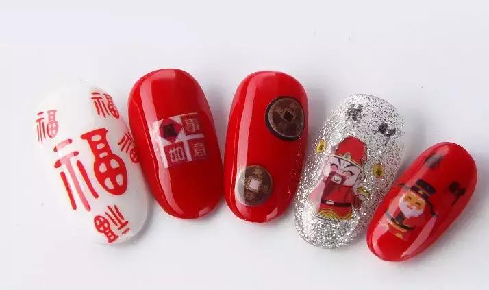 过年提前准备的过年好物,给自己准备的新年首饰