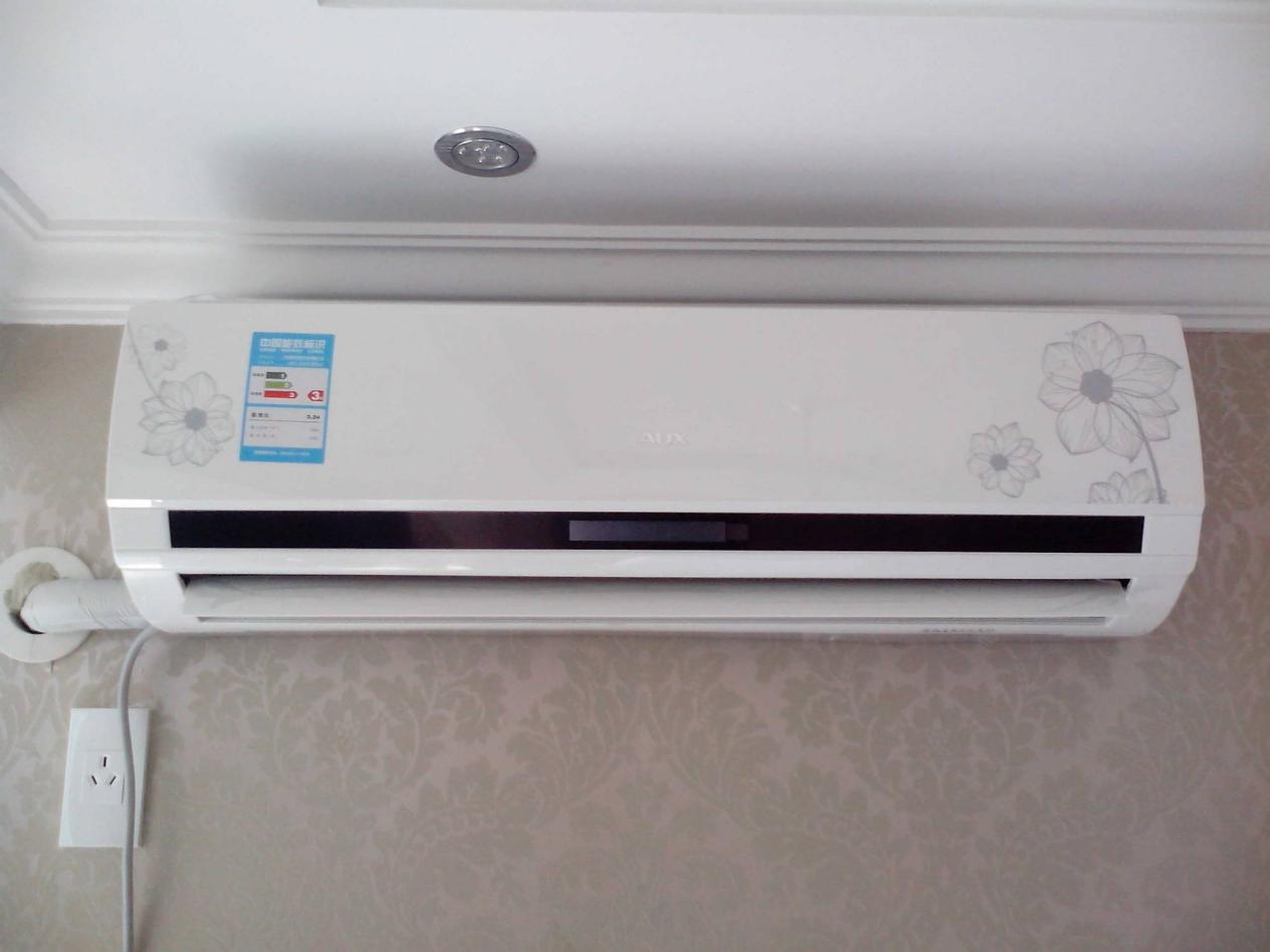 楼上空调噪音大怎么样搞坏空调,空调噪音太大属于质量问题