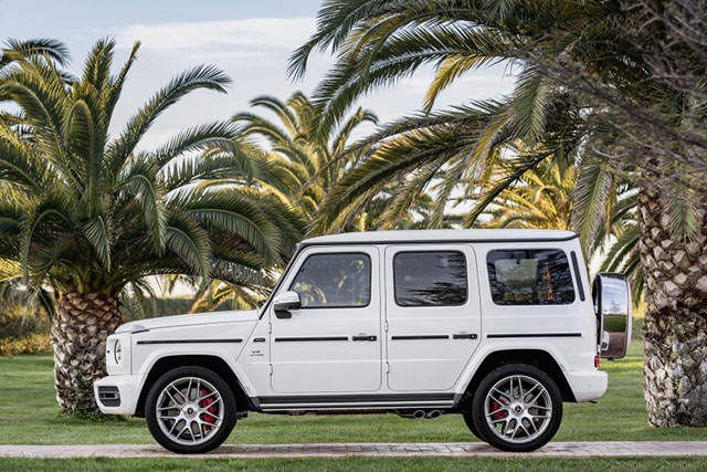 买霸道还是买陆巡比较适合家用,陆巡跟霸道越野