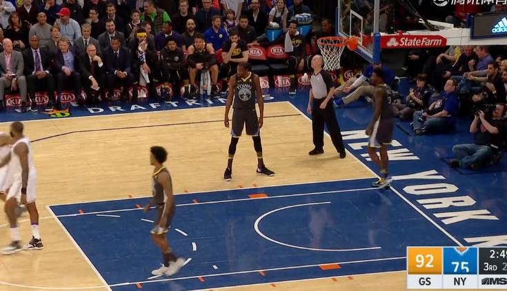 杜兰特变向晃飞字母,杜兰特天王山晃字母