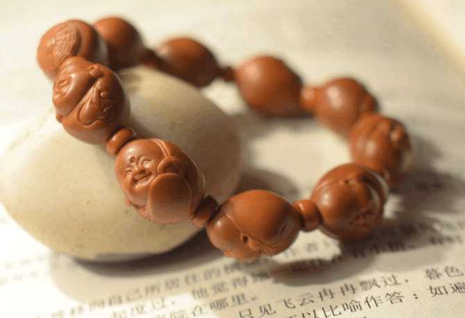 最适合男人佩戴的手串都在这里,小叶紫檀手串15颗适合男人戴吗