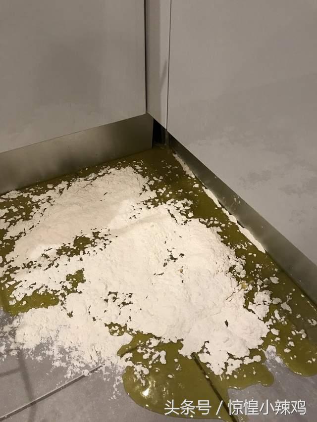 料理悲剧对策：油倒翻满地的时候只要这个就能简单打扫干净