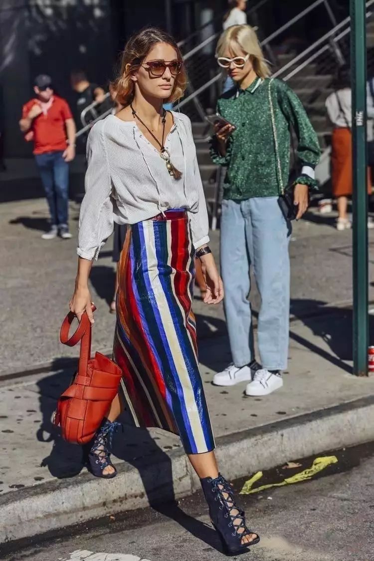 开工大吉带的东西,适合上班族的几款大牌包包分享