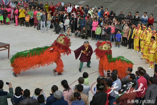 元宵节,是凉山传统农具交易日——德昌赶草坝场看你能认识多少农具?