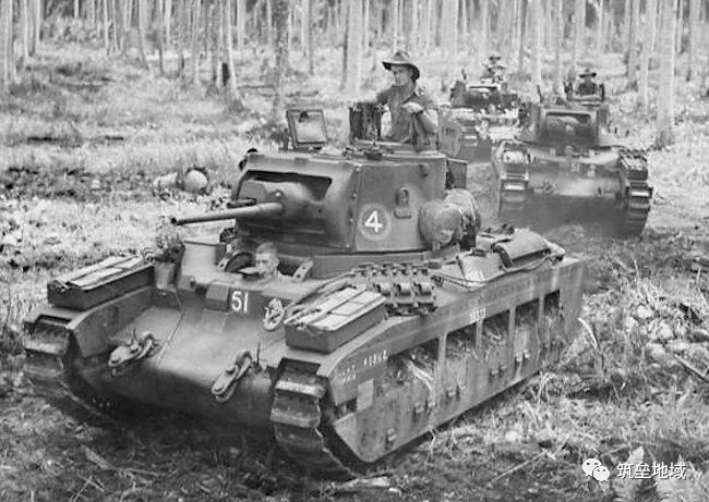 玛蒂尔达二号坦克,玛蒂尔达坦克为什么这么硬