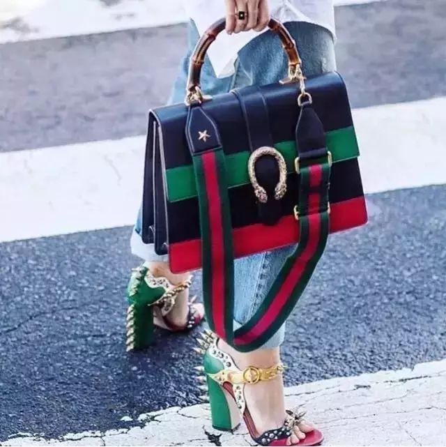 开工大吉备点什么礼品,开工大吉的包包