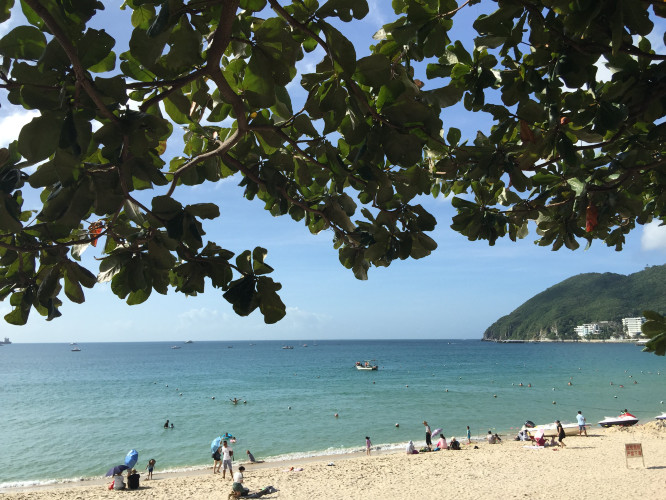 带上父母去看海完整视频,带你去三亚一起看海享受亲子时光