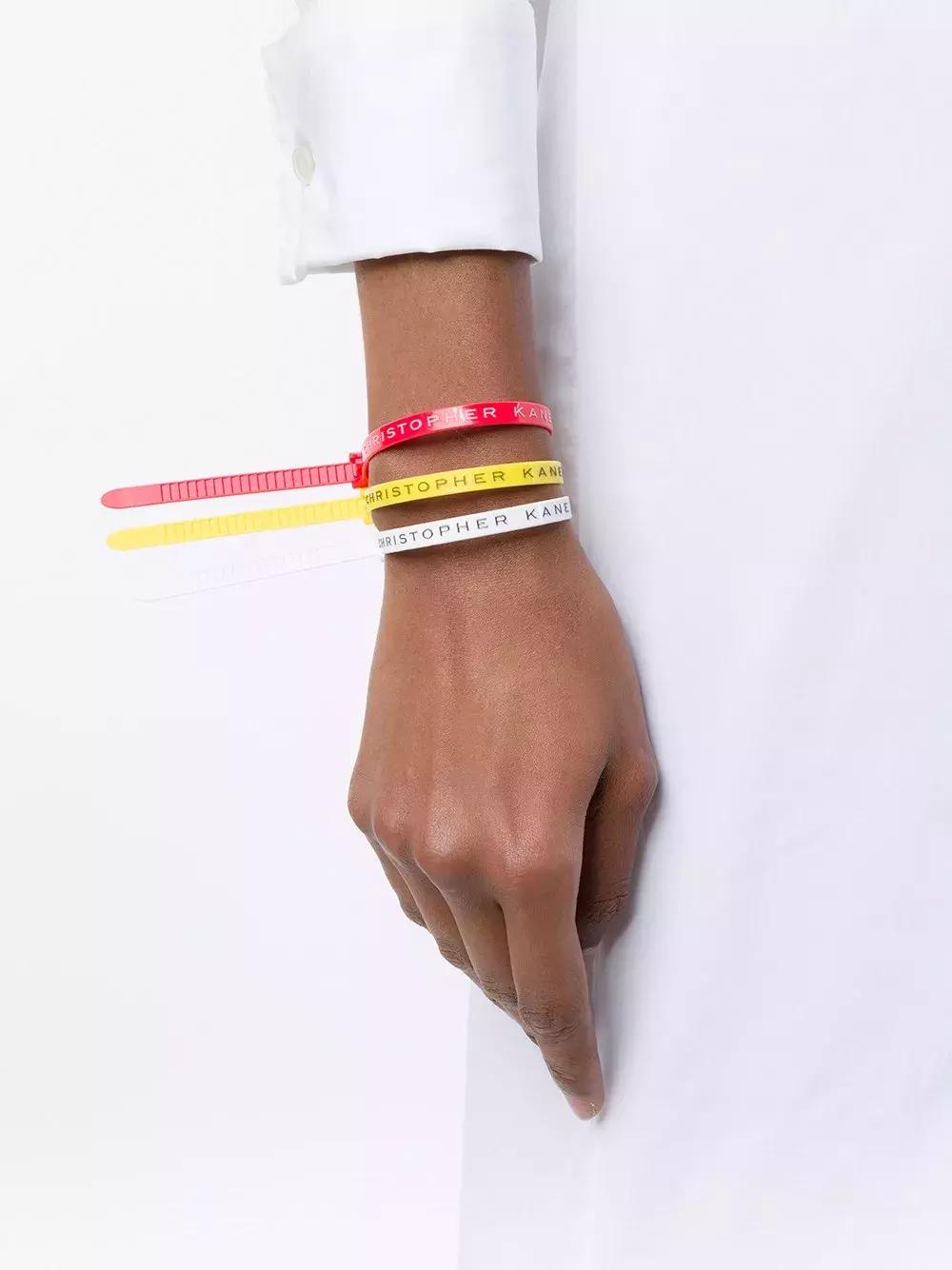 贫穷限制了我的想象力好怕被骗,贫穷又一次限制了我的想象