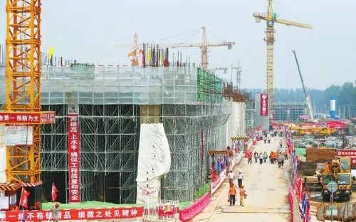 时速超过120公里的地铁,副中心跑大站快车好吗