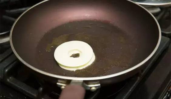 煎饼用低筋中筋高筋面粉,早餐煎饼用高筋面粉还是低筋面粉