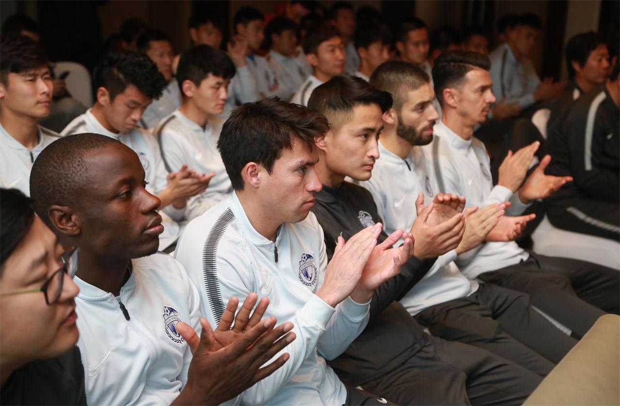 中超足球大连一方,中超足球直播大连一方上海上港