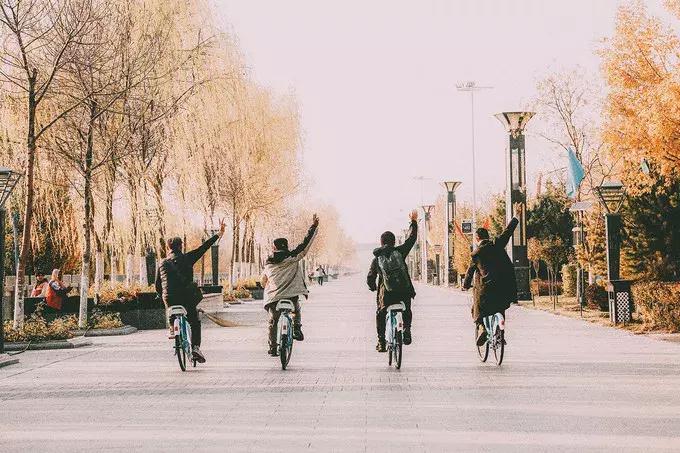 我们来自五湖四海原唱,我们来自于五湖四海全文