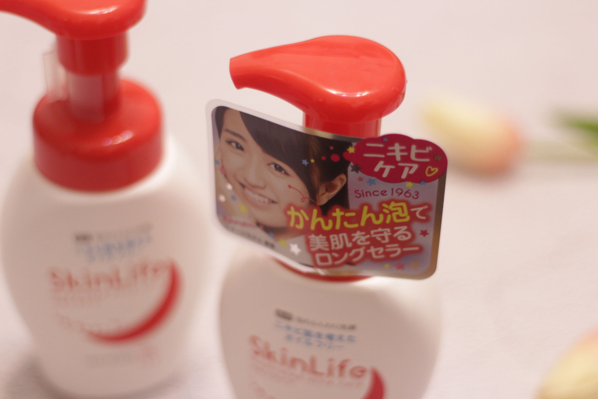 对抗痘痘,Cow泡沫洗面奶是严肃认真的