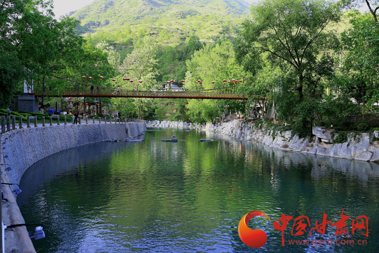 来一场说走就走的旅行第一站陇南,身未动心已远演唱