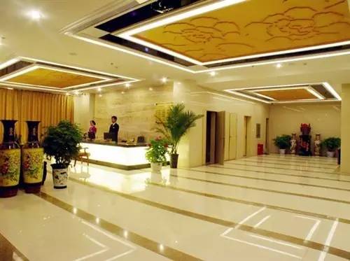 洛阳住哪个酒店好玩,洛阳酒店旅游攻略