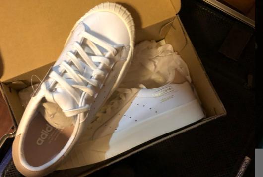 春天到了你穿什么颜色,春天到了你的小白鞋也该换新的