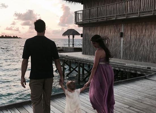 两岁女儿的好爸爸！去世前一天晚，还和队友打游戏