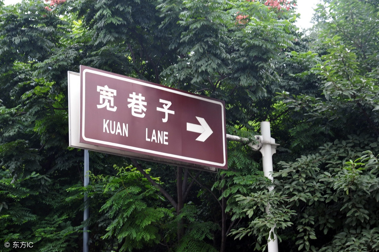 西安标识标牌制作生产厂家电话,西安加油站立式标牌制作厂家