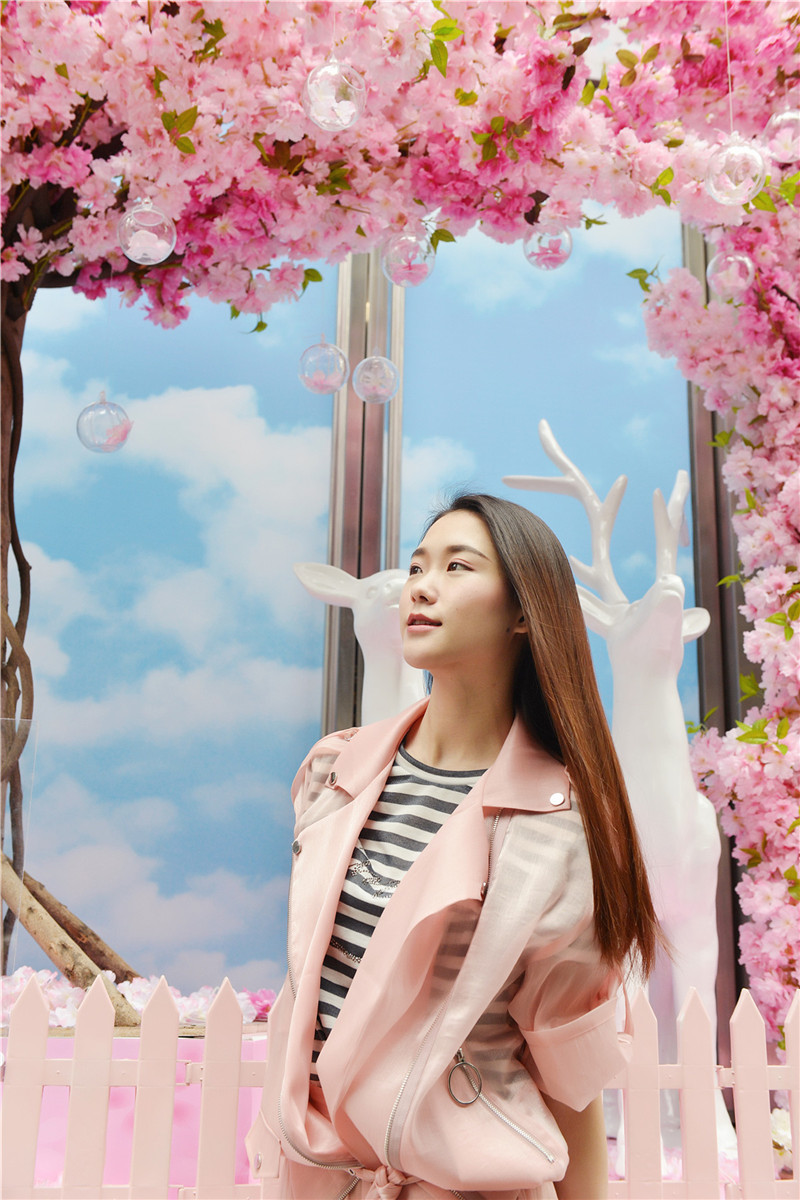 重庆解放碑街拍摄影馆,解放碑每天美女街拍时间