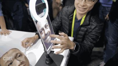 人脸面具易容术教程,易容术用硅胶面具男变女怎么做