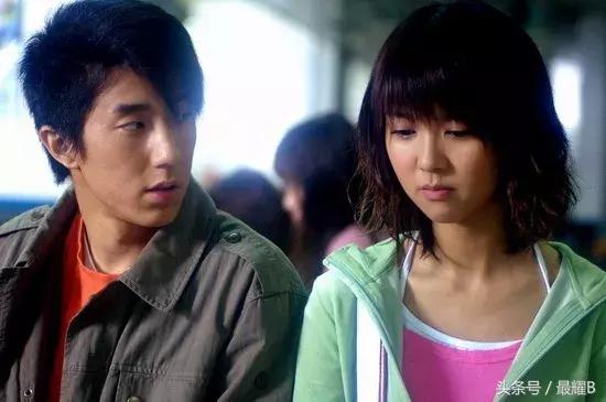 37岁的F小姐出道15年,不管怎么努力就是不红