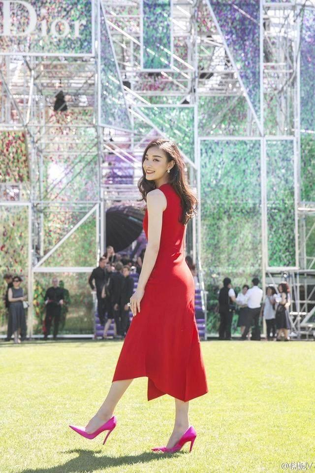 刘诗诗迪丽热巴高清美图,迪丽热巴刘诗诗红衣造型