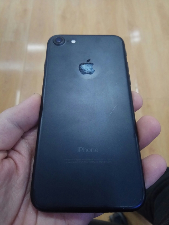 美版黑色128g苹果7能卖多少 (美版iphone 7比较)