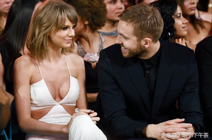 霉霉和她的现任男朋友谈多久了,霉霉与新男友甜蜜牵手超恩爱